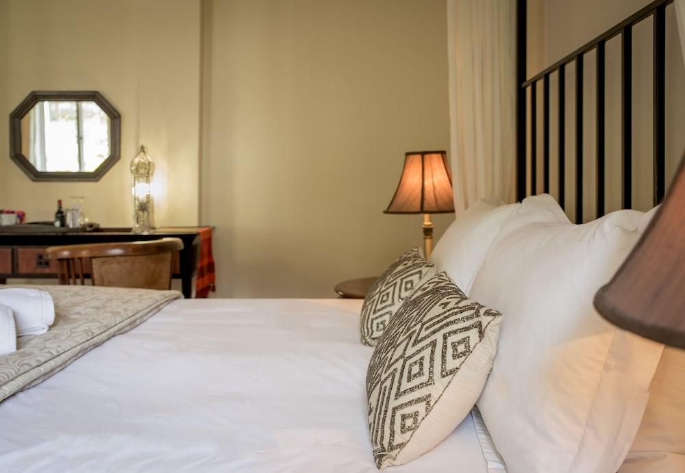 Rosedene Guest House เคปทาวน์ ภายนอก รูปภาพ